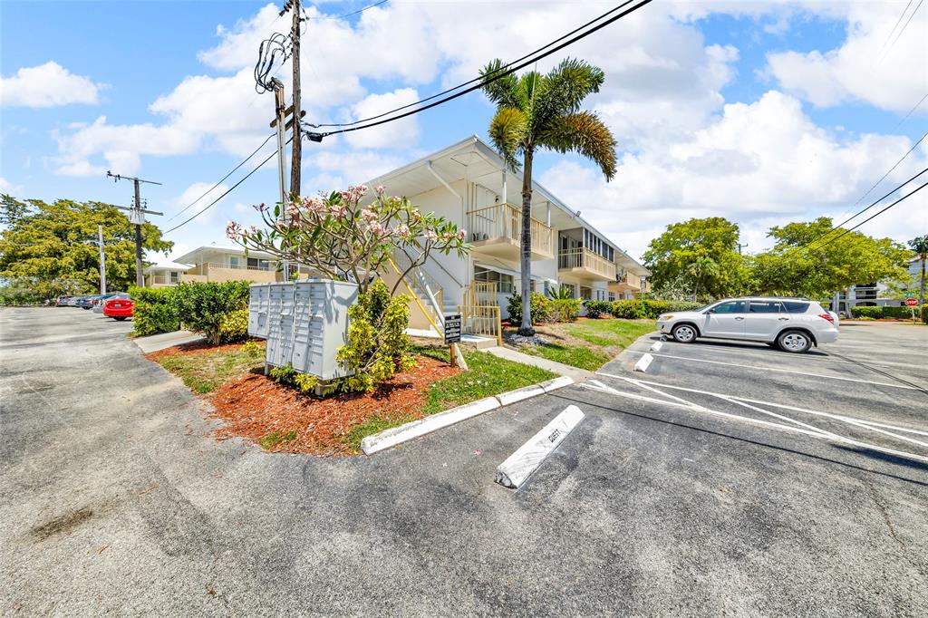 11 Southwest 4th Avenue, Unit 29 Boca Raton, FL 33432 - Photo 40 of 45 a view of a street with cars