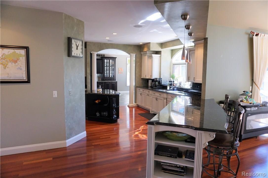 521 Hampton Road Grosse Pointe, MI 48236 - Photo 14 of 48 14 (2).JPG