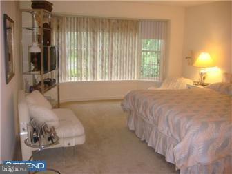 1201 Morris Road Wynnewood, PA 19096 - Photo 6 of 11 Gallery Image 6