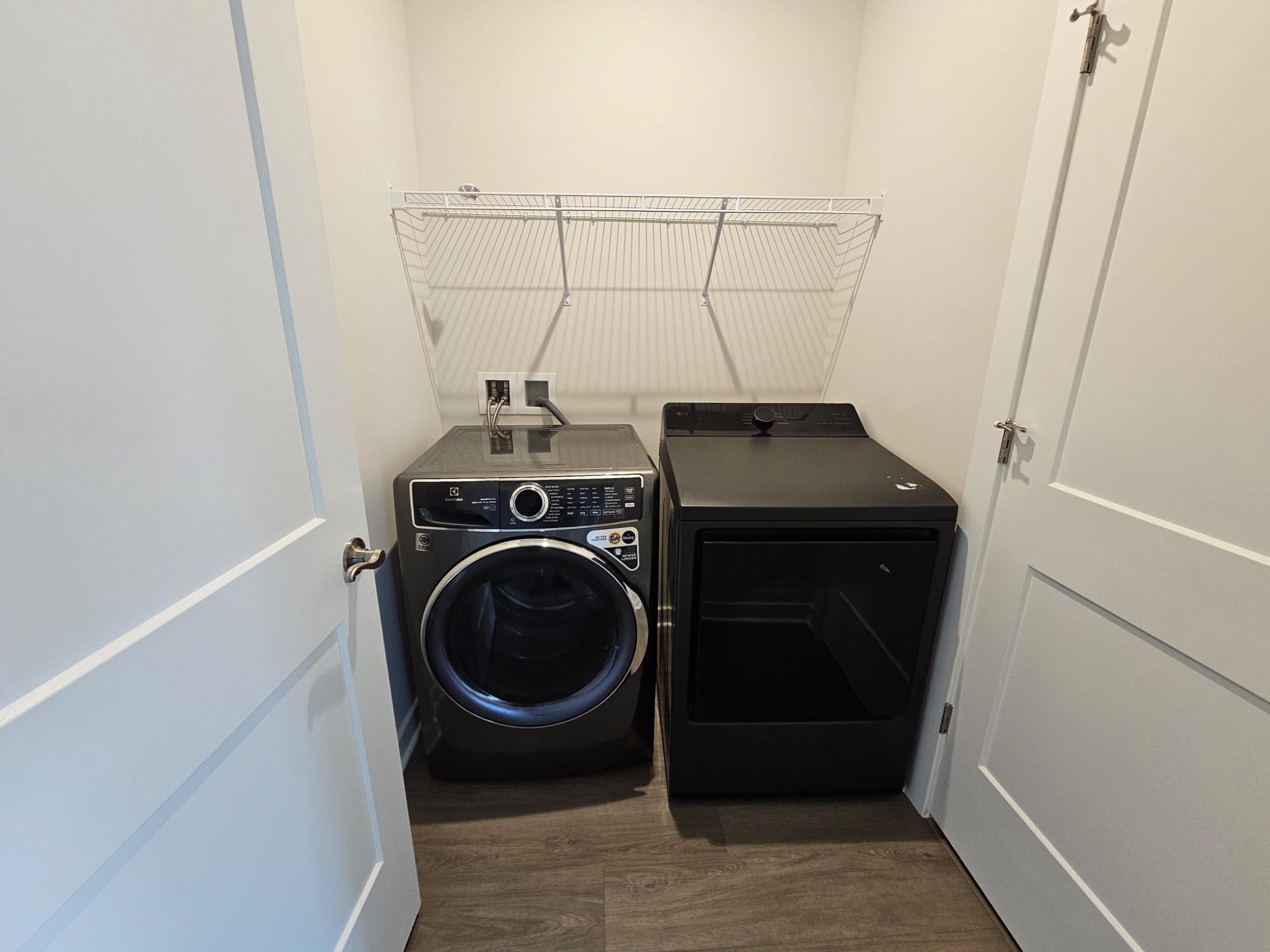 13721 Cobble Loop Woodbridge, VA 22193 - Photo 12 of 27 Brand new washer and dryer.