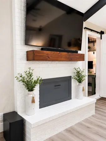 $2,200 | 848 West Lynn Creek Drive, Arlington, TX 76001