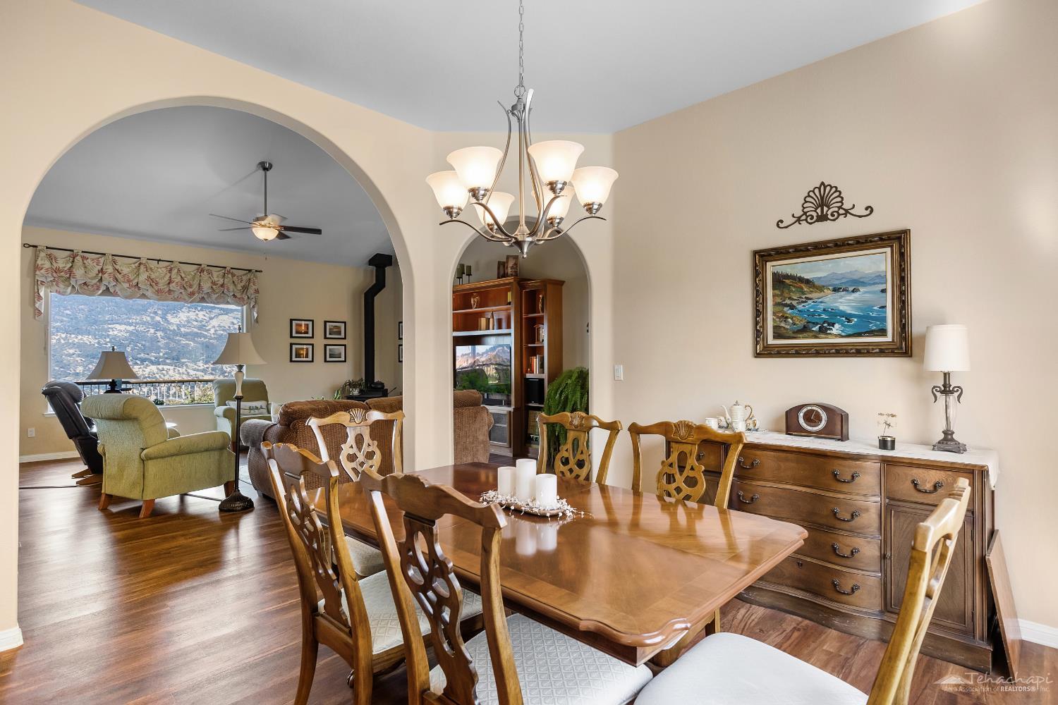 30730 Fox Ridge Court Tehachapi, CA 93561 - Photo 8 of 62 Gallery Image 8