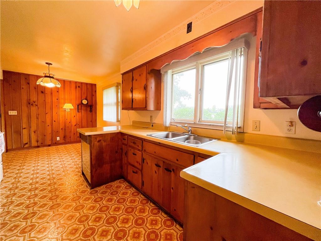 356 North Duffy Road Butler, PA 16001 - Photo 6 of 25 Gallery Image 6
