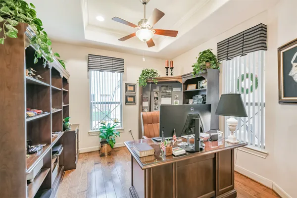 $525,000 | 835 Lake Grayson Drive, Katy, TX 77494