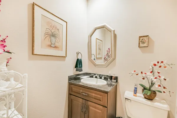 $525,000 | 835 Lake Grayson Drive, Katy, TX 77494