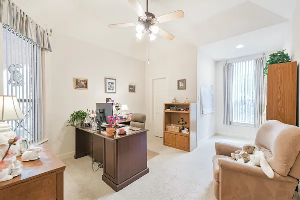 $525,000 | 835 Lake Grayson Drive, Katy, TX 77494