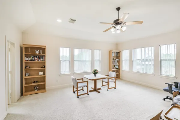 $525,000 | 835 Lake Grayson Drive, Katy, TX 77494