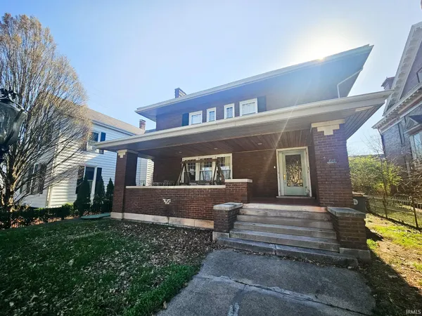 $235,000 | 819 Buntin Street, Vincennes, IN 47591