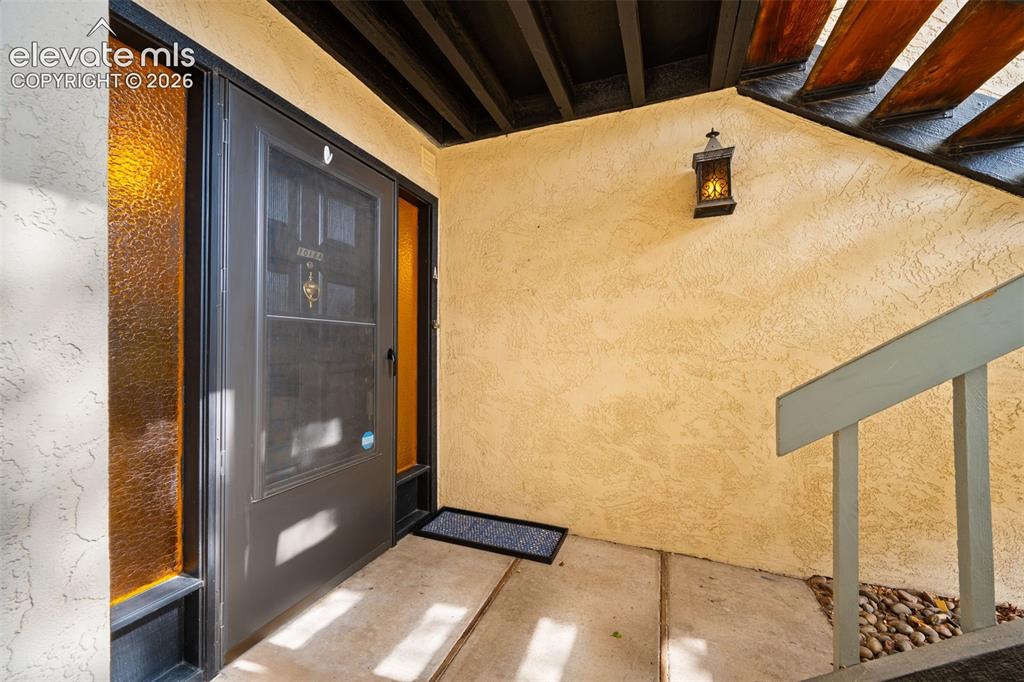 1018 Fontmore Road, Unit A Colorado Springs, CO 80904 - Photo 6 of 28 a view of an entryway