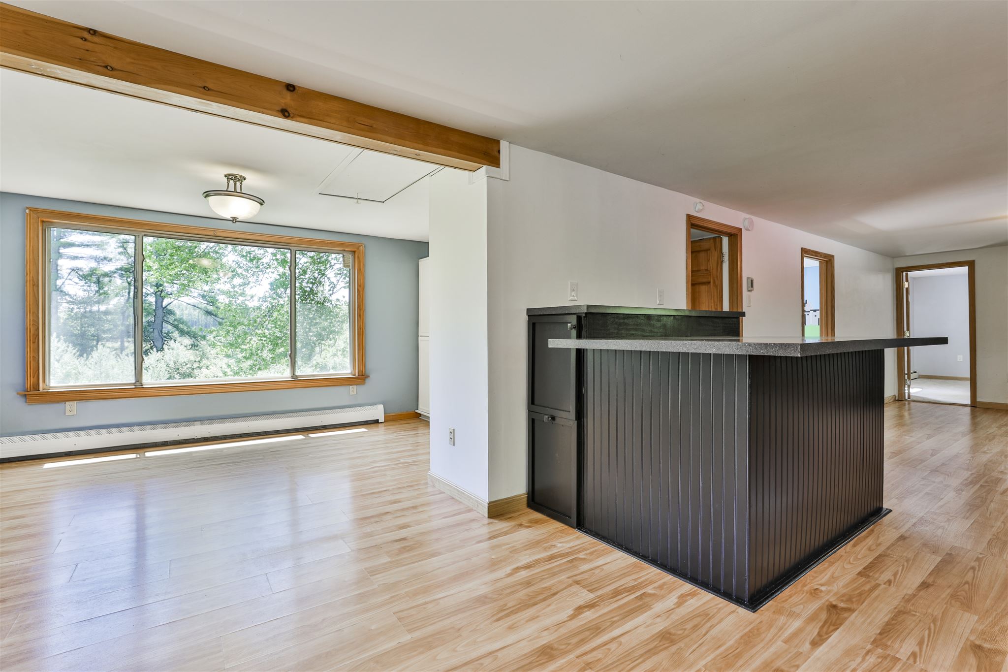 327 Whitehall Road Hooksett, NH 03106 - Photo 11 of 28
