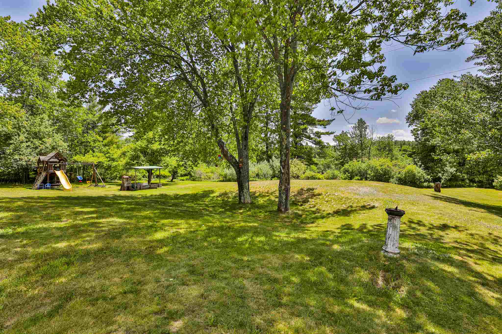 327 Whitehall Road Hooksett, NH 03106 - Photo 27 of 28