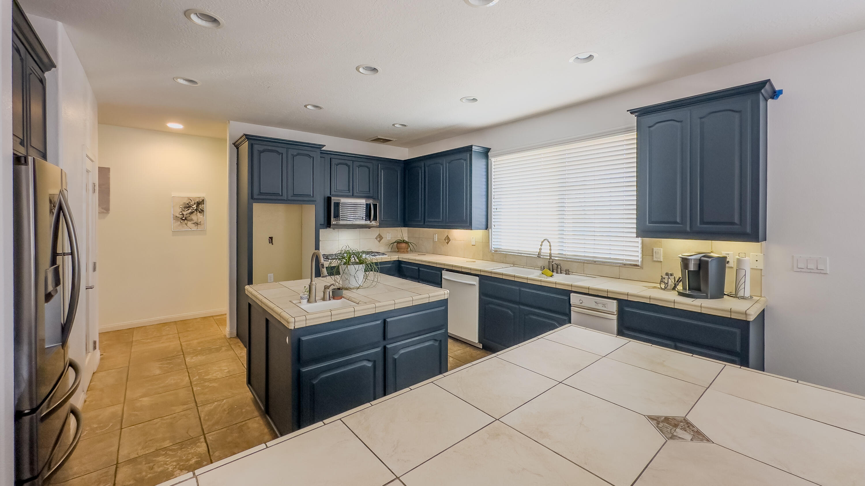 23725 Portland Road Apple Valley, CA 92308 - Photo 28 of 51 property-48