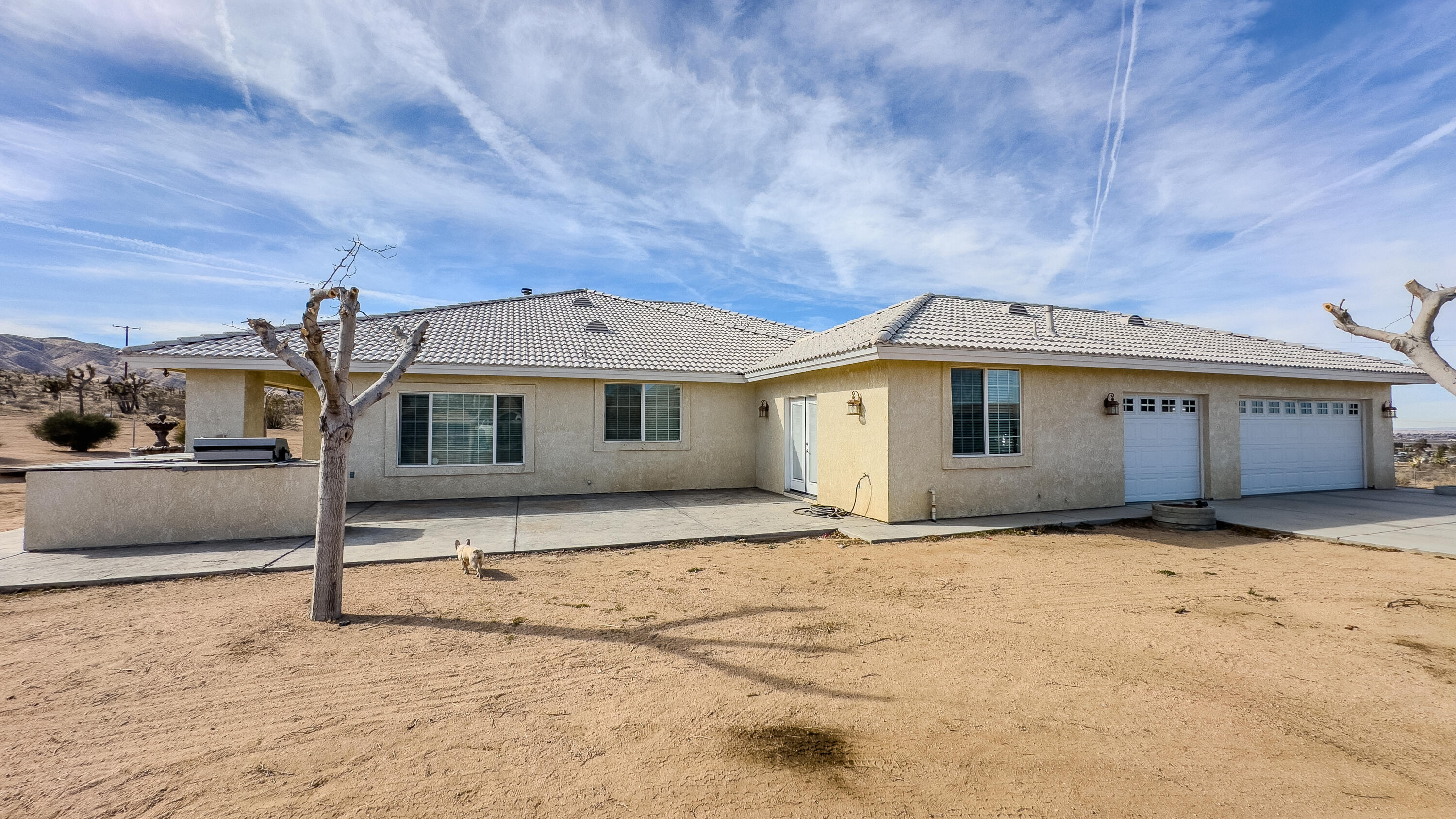 23725 Portland Road Apple Valley, CA 92308 - Photo 6 of 51 property-18