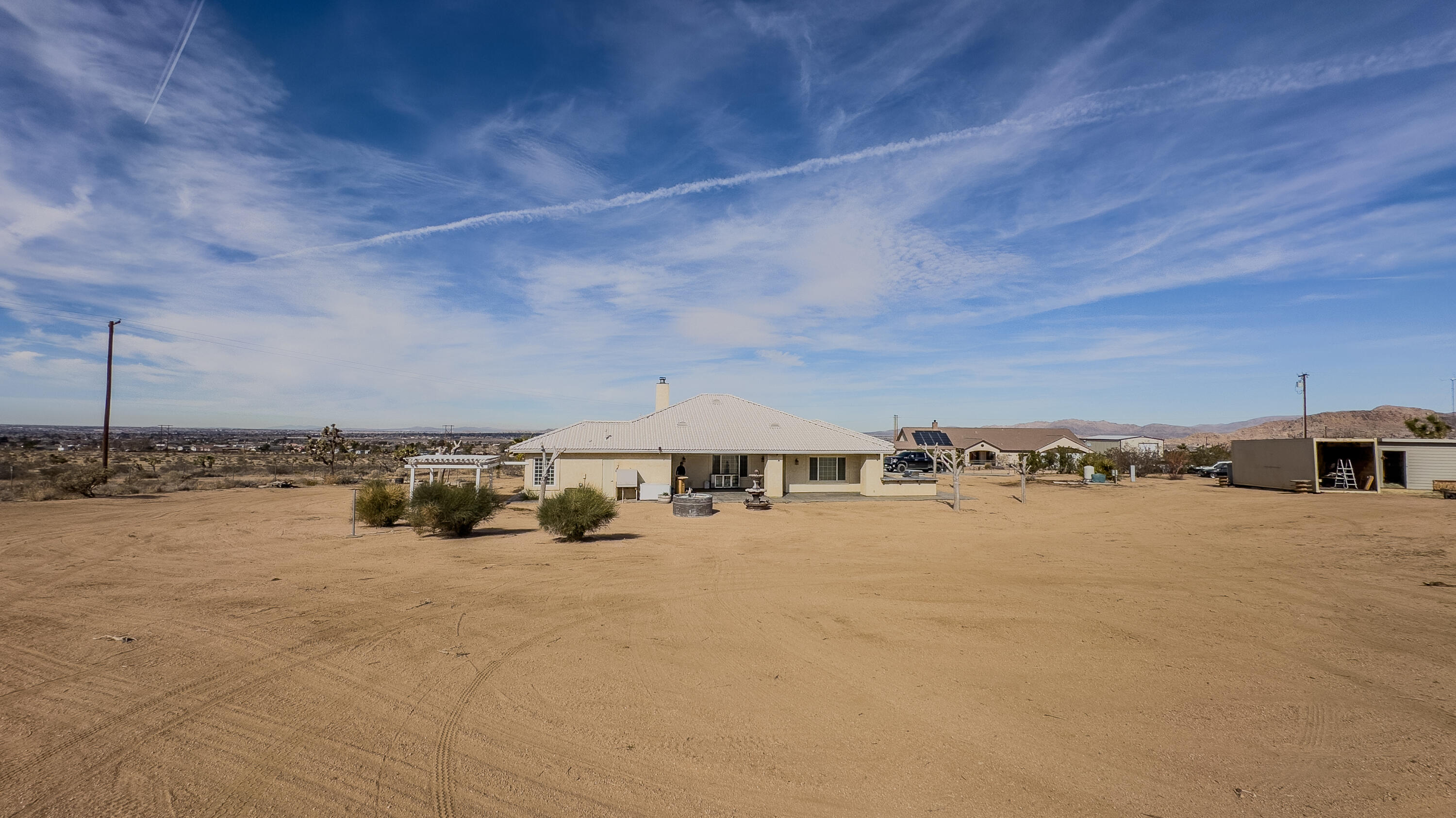 23725 Portland Road Apple Valley, CA 92308 - Photo 9 of 51 property-23