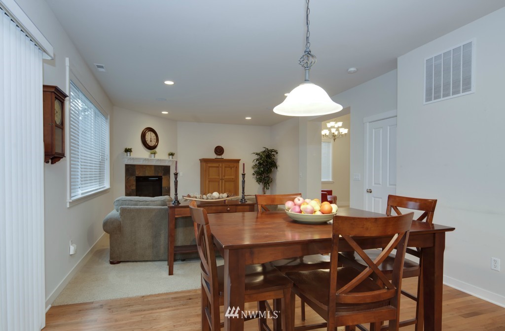 3915 219th Street Southeast Bothell, WA 98021 - Photo 9 of 15
