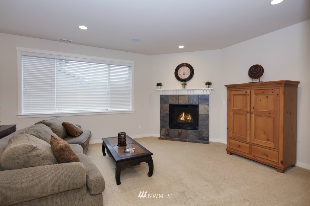3915 219th Street Southeast Bothell, WA 98021 - Photo 10 of 15