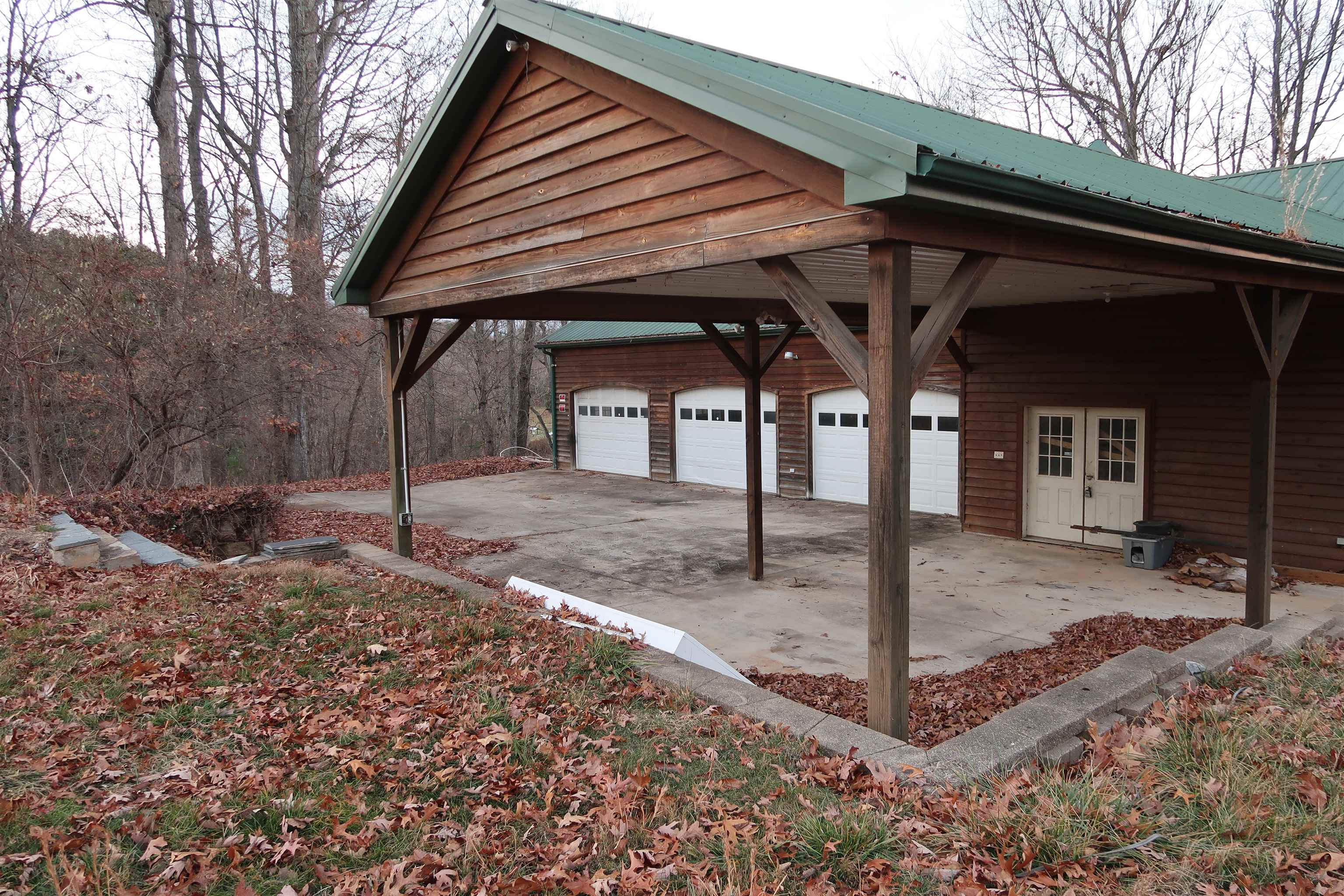 1070 Frog Pond Road Staunton, VA 24401 - Photo 4 of 24 Gallery Image 4
