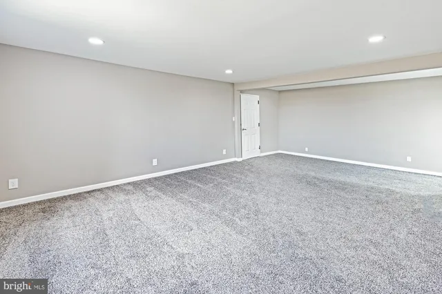 $425,000 | 96 Riviera Drive, Pennsville, NJ 08070