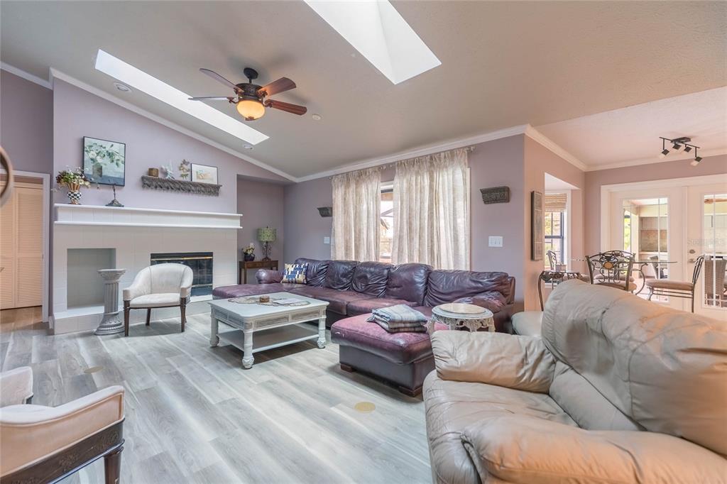 6602 Seabird Way Apollo Beach, FL 33572 - Photo 15 of 41