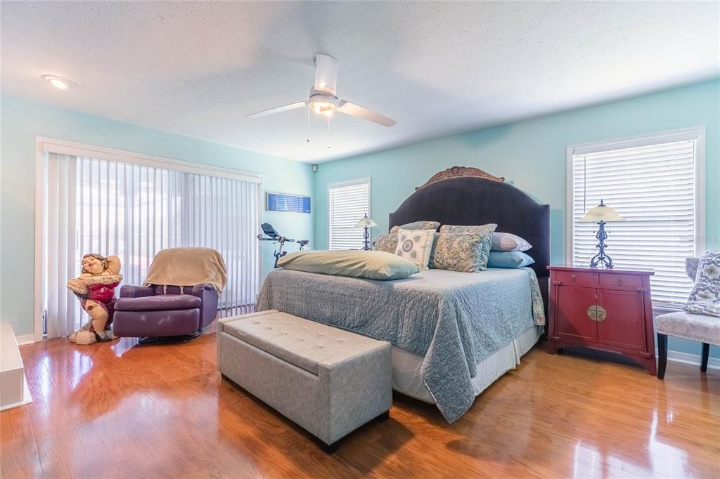 6602 Seabird Way Apollo Beach, FL 33572 - Photo 17 of 41