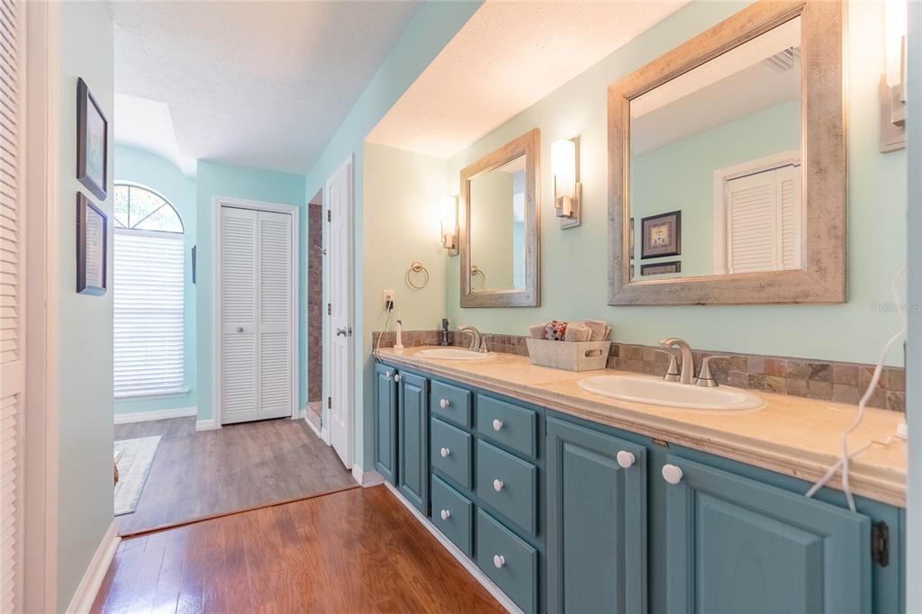 6602 Seabird Way Apollo Beach, FL 33572 - Photo 19 of 41