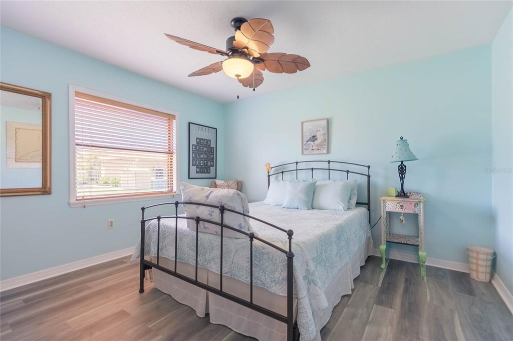 6602 Seabird Way Apollo Beach, FL 33572 - Photo 23 of 41