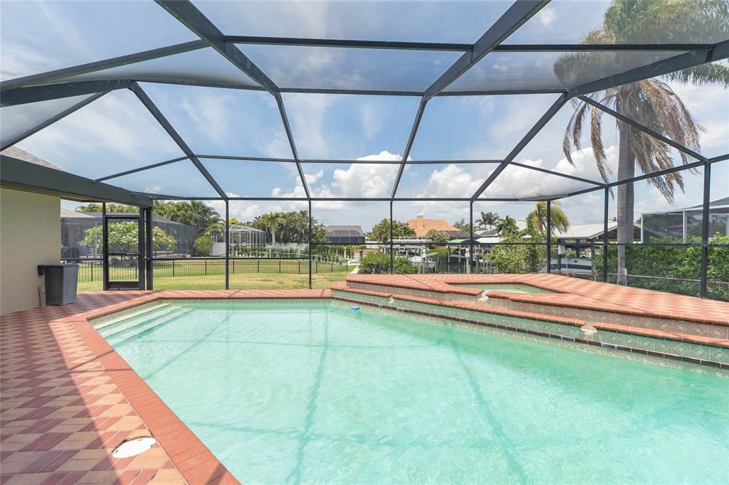 6602 Seabird Way Apollo Beach, FL 33572 - Photo 3 of 41