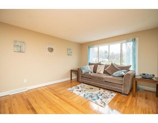 71 Gail Street Springfield, MA 01108 - Photo 8 of 22 Gallery Image 8