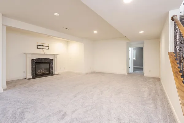 $519,900 | 2807 Vrooman Court, Bloomington, IL 61704