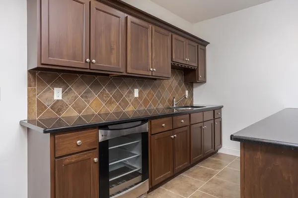 $519,900 | 2807 Vrooman Court, Bloomington, IL 61704