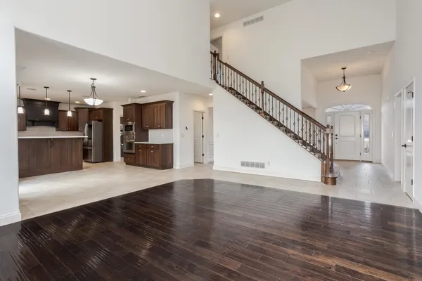$519,900 | 2807 Vrooman Court, Bloomington, IL 61704