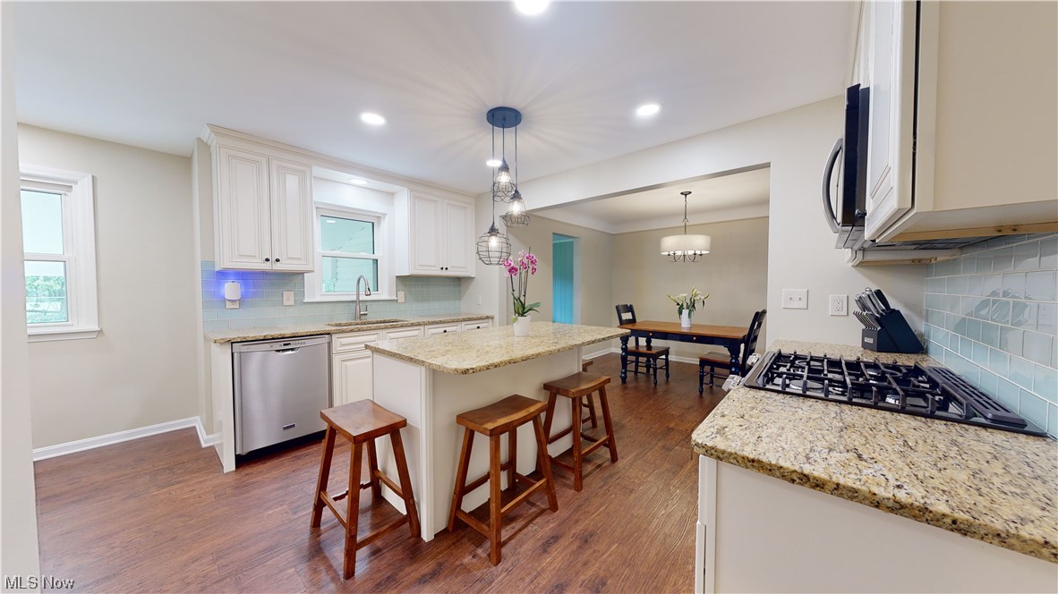 4934 Fairlawn Road Cleveland, OH 44124 - Photo 11 of 30 Gallery Image 11
