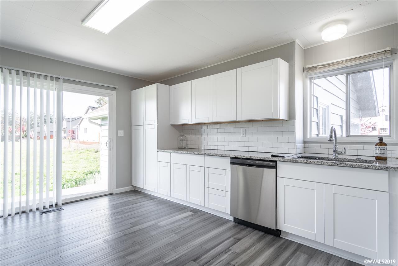 330 Clover Ridge Road Northeast Albany, OR 97322 - Photo 6 of 18 Gallery Image 6