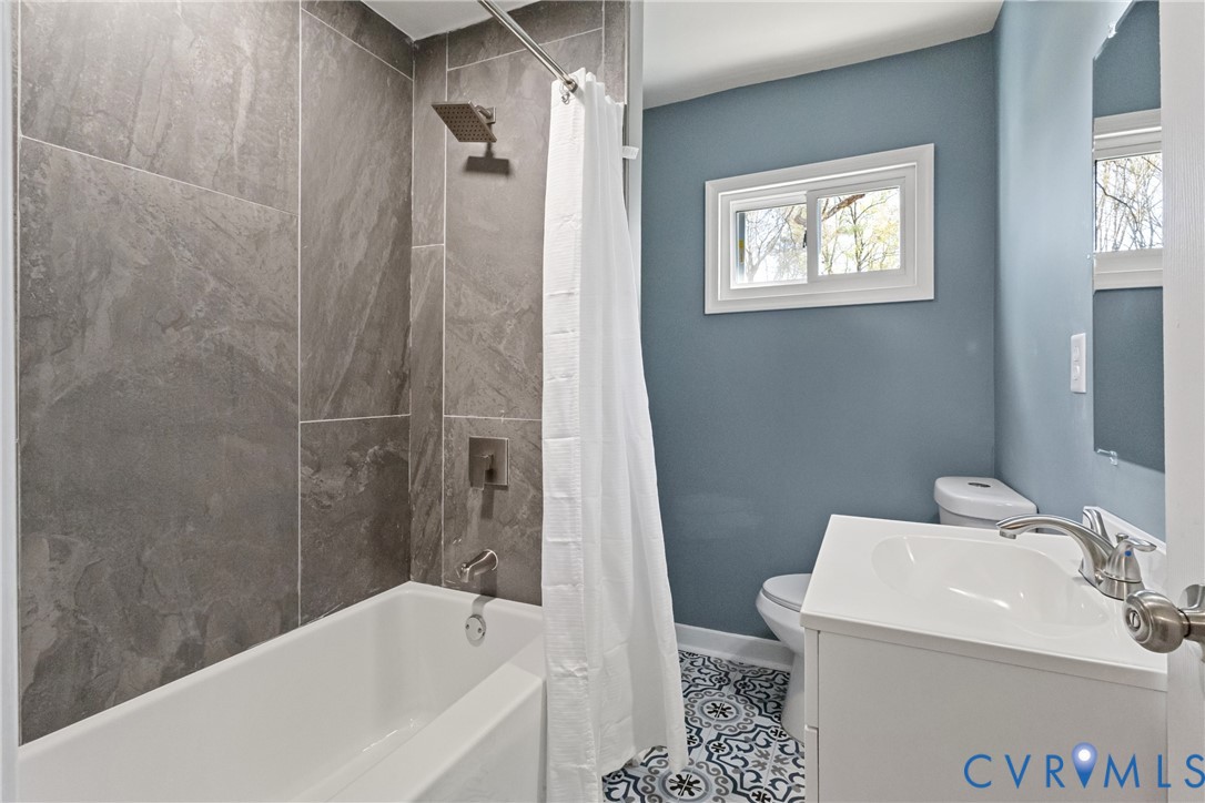 8464 Shady Grove Road Mechanicsville, VA 23116 - Photo 11 of 19