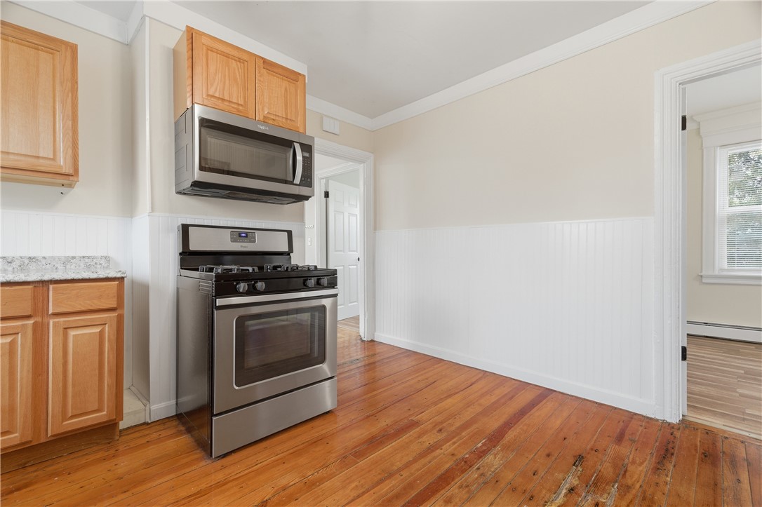 35 Gifford Street Providence, RI 02909 - Photo 17 of 38 2nd Fl