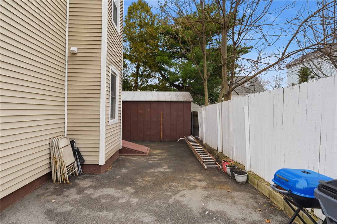 35 Gifford Street Providence, RI 02909 - Photo 35 of 38