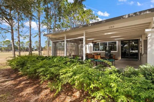 $585,000 | 1237 Rambling Vine Court, Trinity, FL 34655