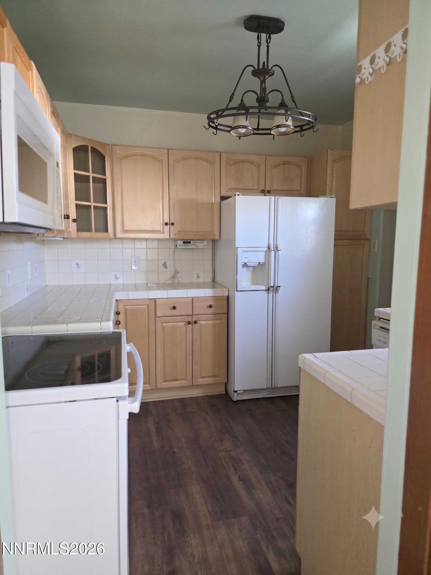 549 Wonder Street Reno, NV 89502 - Photo 10 of 22 Kitchen