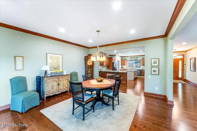 $699,900 | 400 Tanasi Way, Loudon, TN 37774