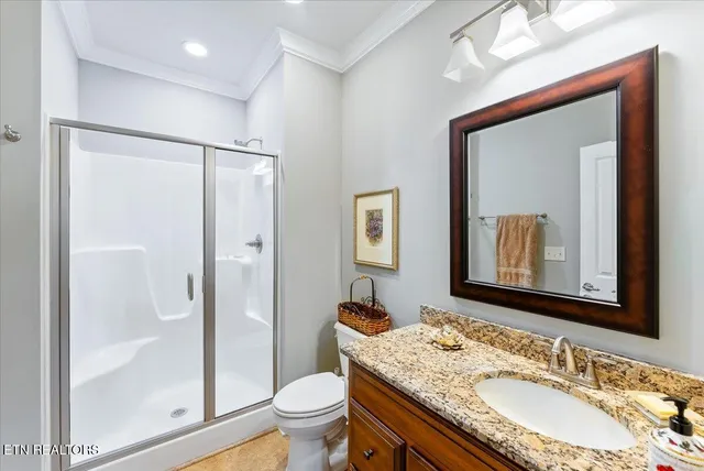 $699,900 | 400 Tanasi Way, Loudon, TN 37774