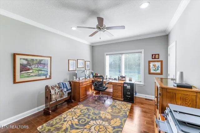 $699,900 | 400 Tanasi Way, Loudon, TN 37774