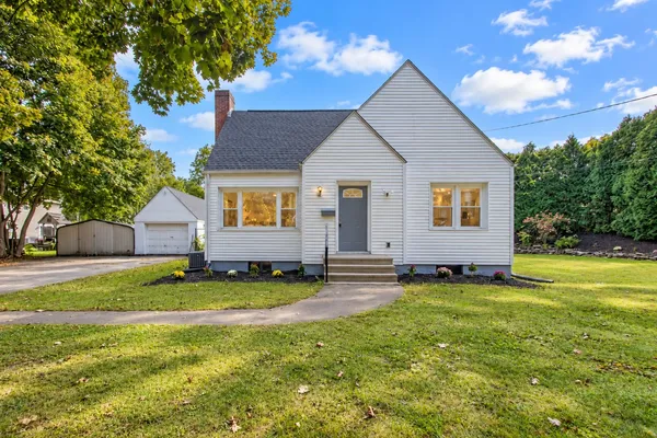 $419,900 | 176 Meadow Street, Westfield, MA 01085