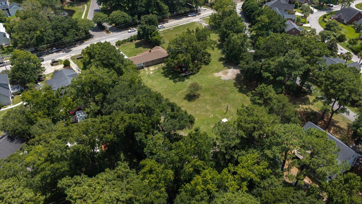 13-1832 Rifle Range Rd-13