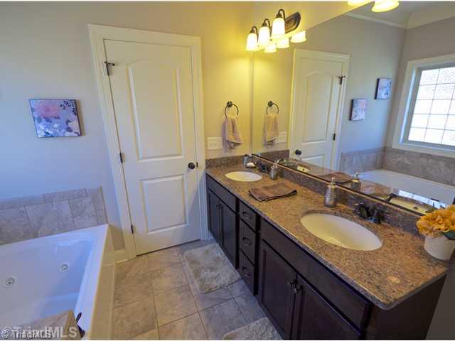 8241 Arbor Ridge Lane Clemmons, NC 27012 - Photo 10 of 16 Master Bath/Spa.