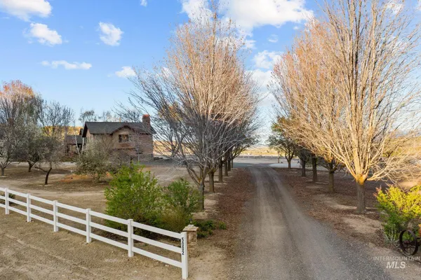 $1,599,000 | 5002 N Highway, Eagle, ID 83616