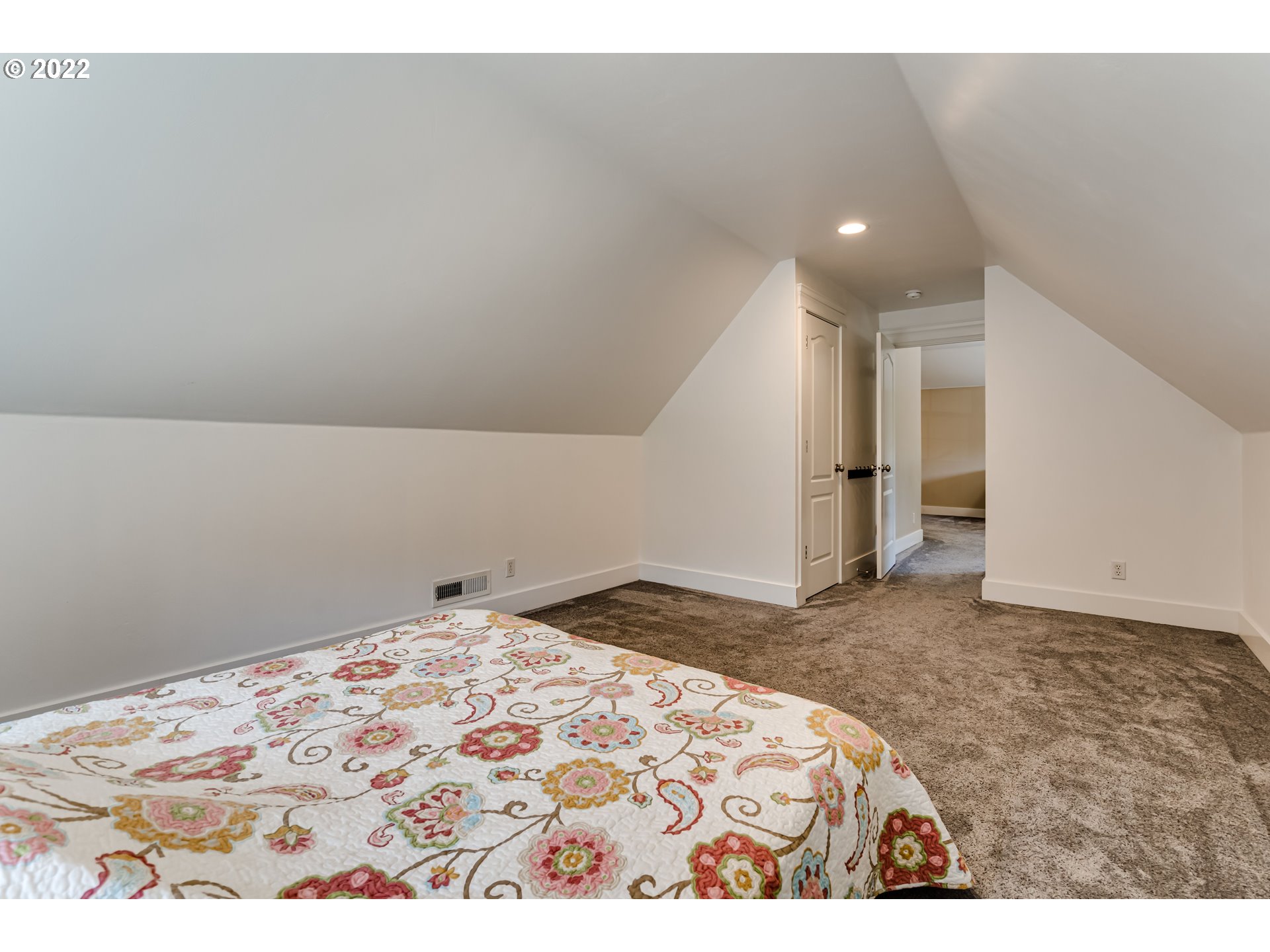4750 Rocky Road Springfield, OR 97478 - Photo 25 of 32 a view of a bedroom