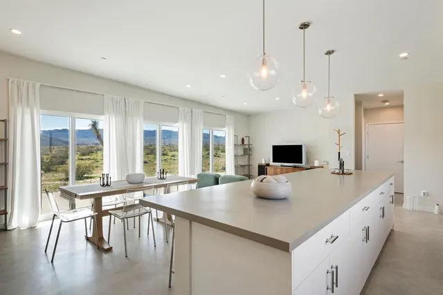 $670,000 | 62471 Crestview Drive, Joshua Tree, CA 92252