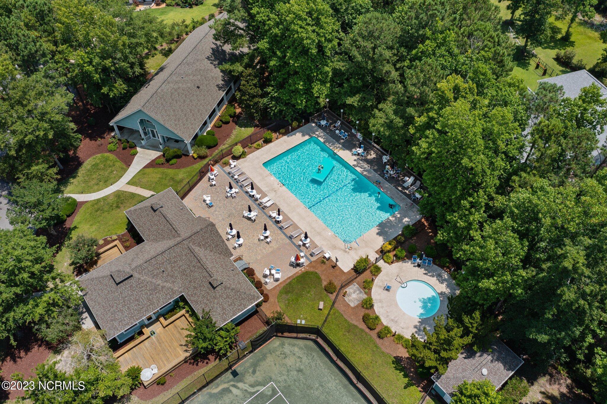 202 South Grist Mill Road Hampstead, NC 28443 - Photo 5 of 66 5-web-or-mls-DJI_0098