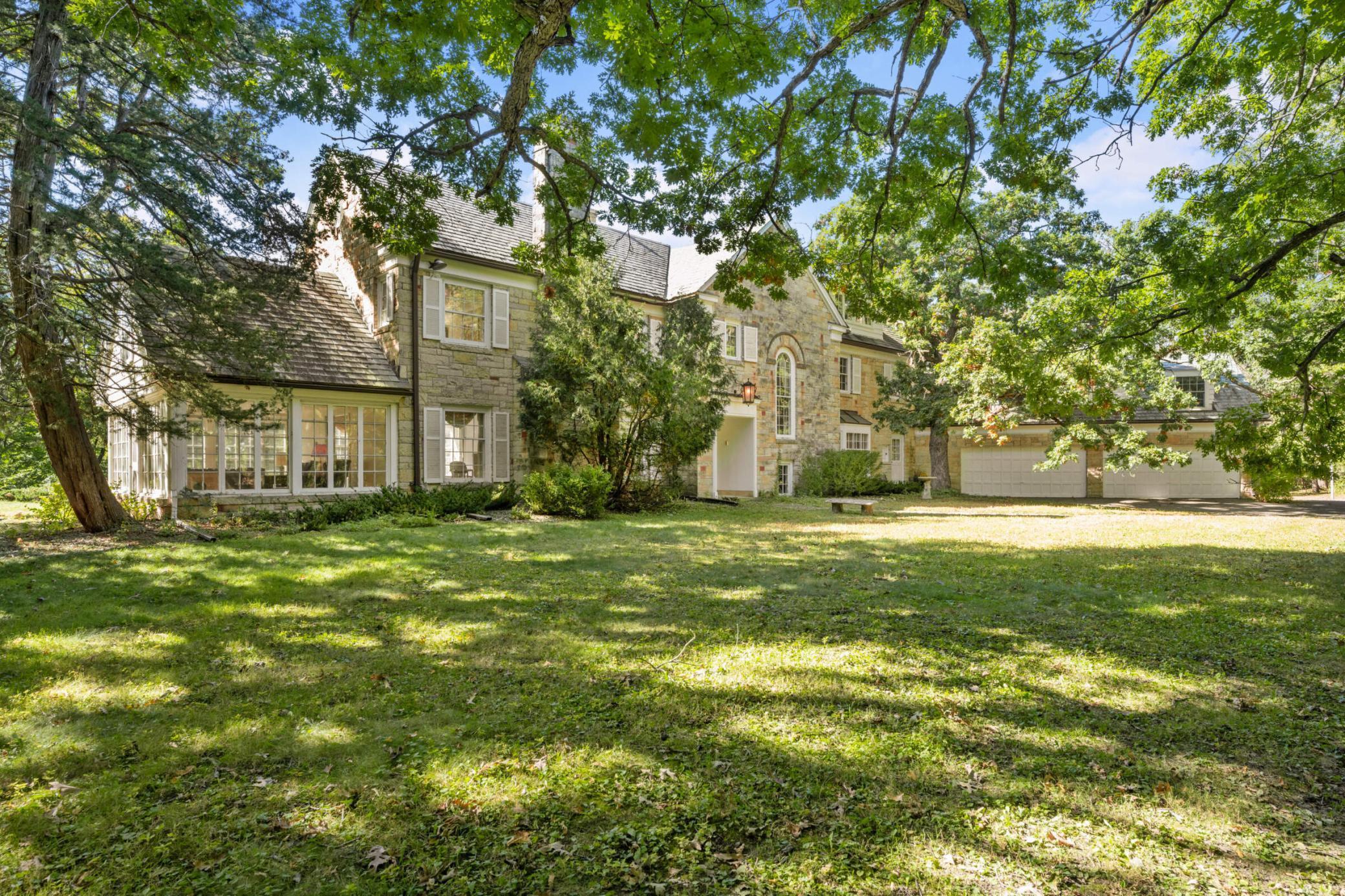 8 Merilane Edina, MN 55436 - Photo 4 of 67