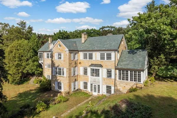 $14,500,000 | 8 Merilane, Edina, MN 55436